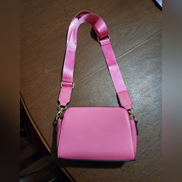 Handbags - NWOT ... Pink Crossbody Bag